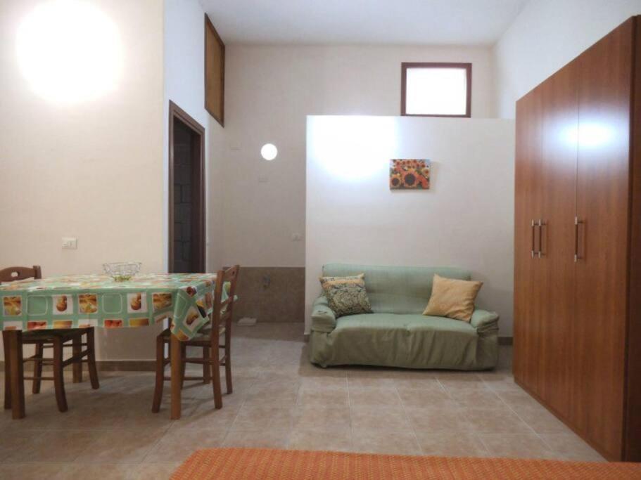 Monolocale Studio Quintino Castellammare del Golfo Exterior foto